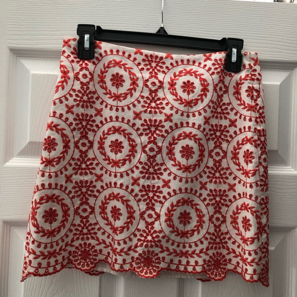 LOFT skirt scalloped bottom